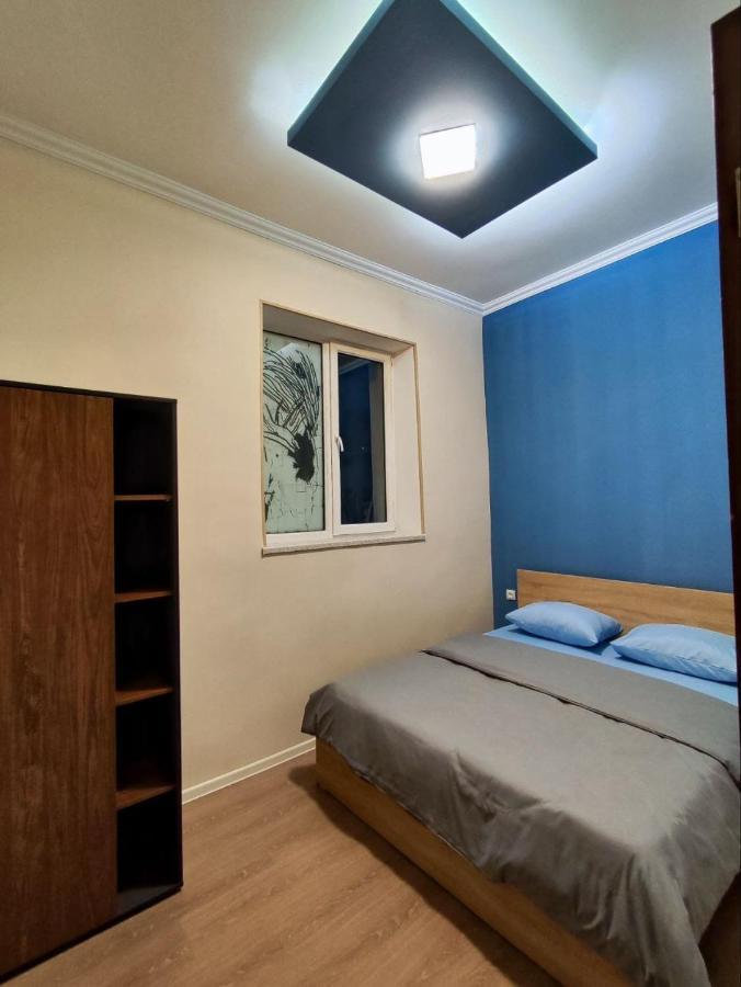 Guest House In The Small Center Yerevan Ngoại thất bức ảnh